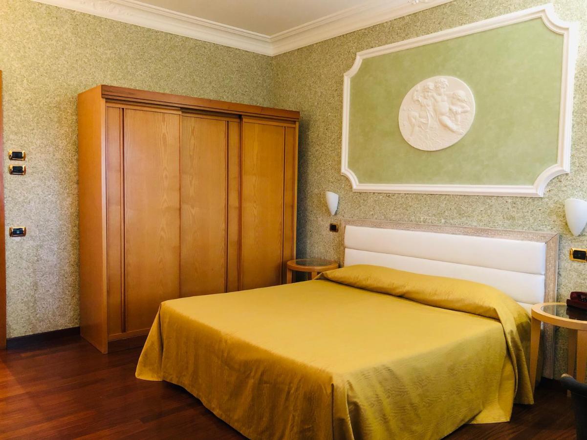 Grand Hotel Ambasciatori Wellness & Spa Chianciano Terme Exterior foto