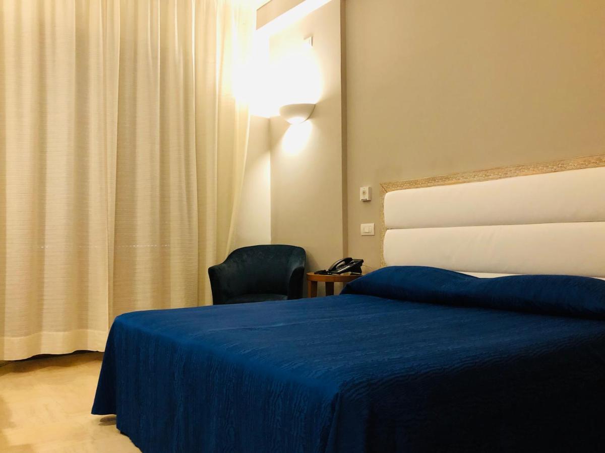 Grand Hotel Ambasciatori Wellness & Spa Chianciano Terme Exterior foto